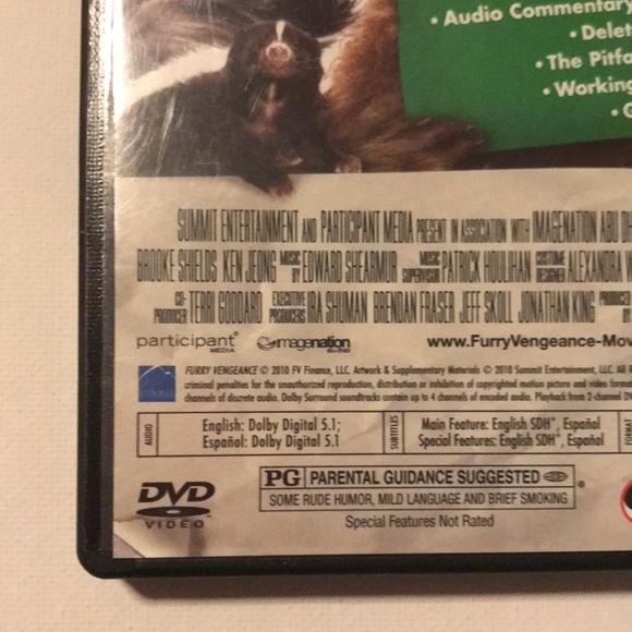 Two DVDS: Hotel For Dogs + Furry Vengeance - Picture 9 of 11